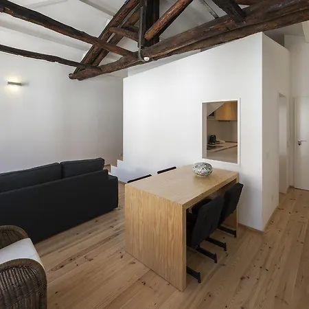 Oporto Home Apartments * Porto