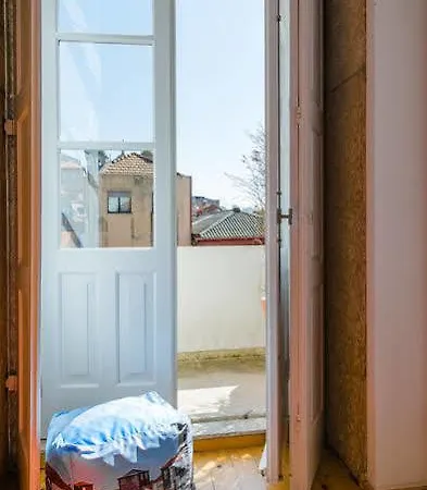 Oporto Home Apartments *